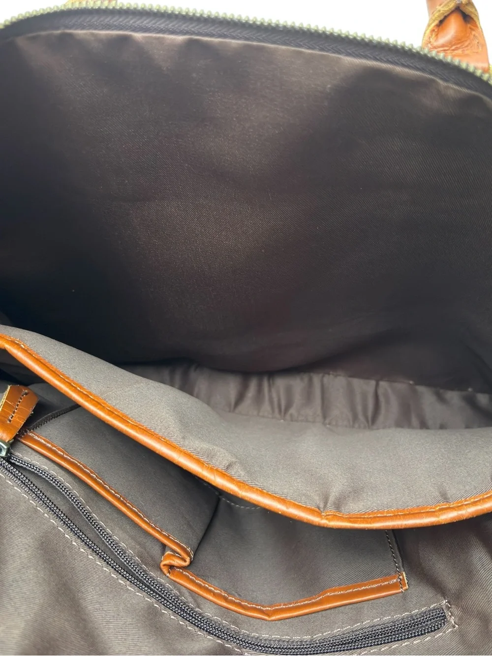 Classic Leather Slim Travel/Laptop Bag 16.5” L x 3.75” W x 13.75”H